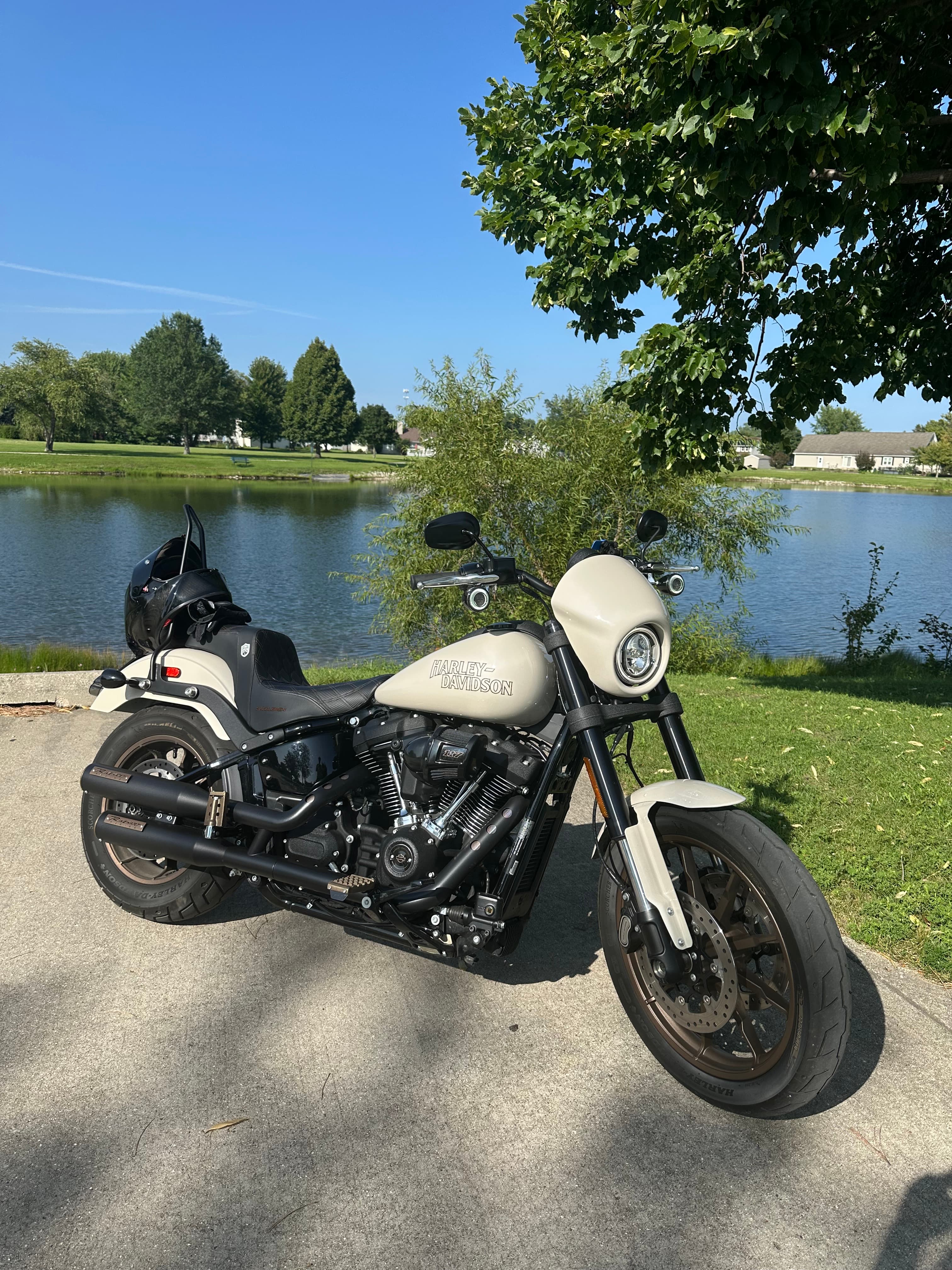 Harley Lowrider S